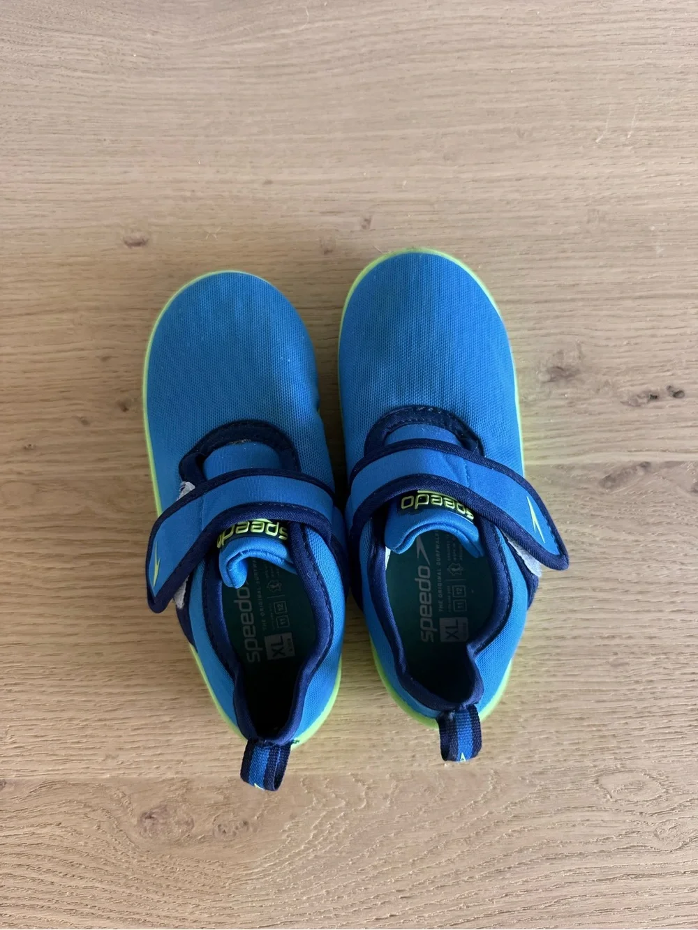 Speedo water shoes